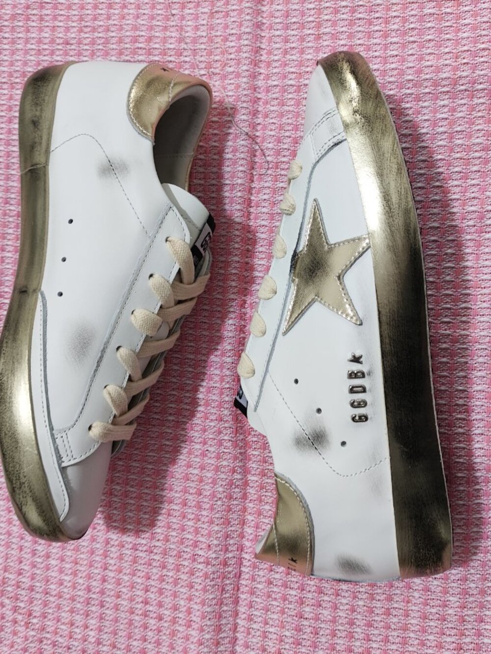 Golden Goose Distressed Metallic Gold Trim Super-Star Sneakers - Picture 4 of 8